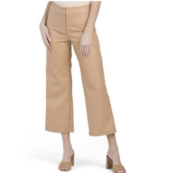 NWT Bagatelle Collection Size M Beige Faux Leather Wide Leg Cropped Pants Office - Picture 1 of 6